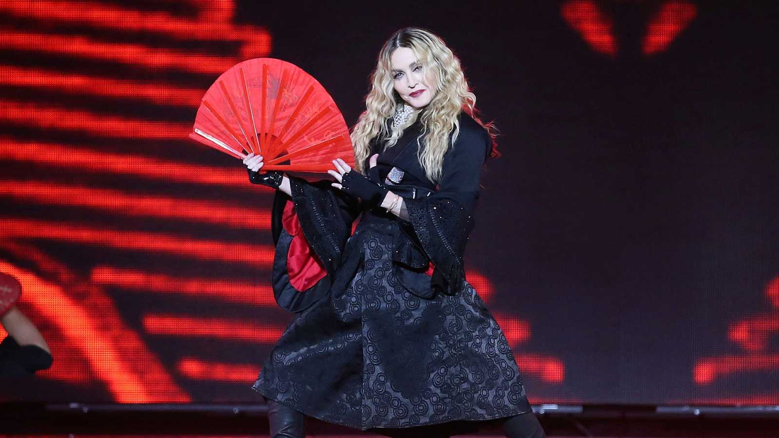 Demandan a Madonna por retraso de 2 horas en concierto de NY