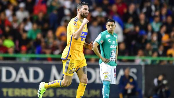 Gignac se une a un exclusivo grupo con Cardozo y Borgetti
