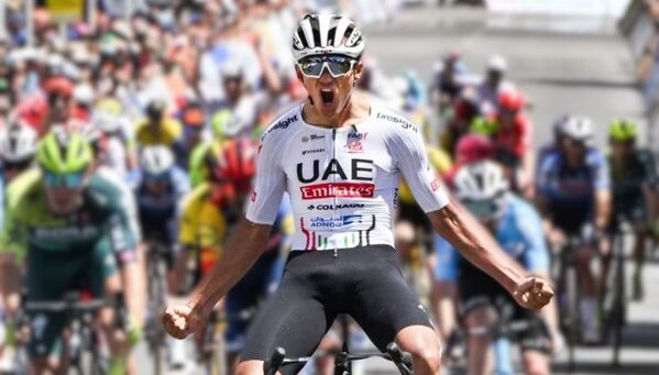 El mexicano Isaac del Toro reina en la Vuelta a Asturias