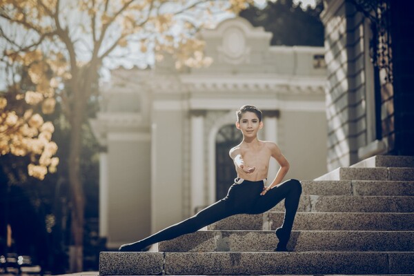 El bailarín mexicano Saúl Alfaro obtiene beca para audiciones del Royal Winnipeg Ballet
