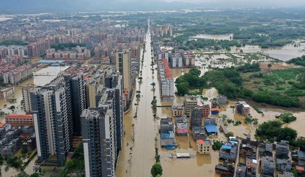 Tormentas históricas en el sur de China: Suman 4 muertos y 10 desaparecidos