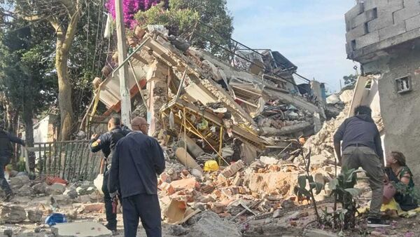Explosión provoca derrumbe de casa en Tlalpan; hay 6 lesionados