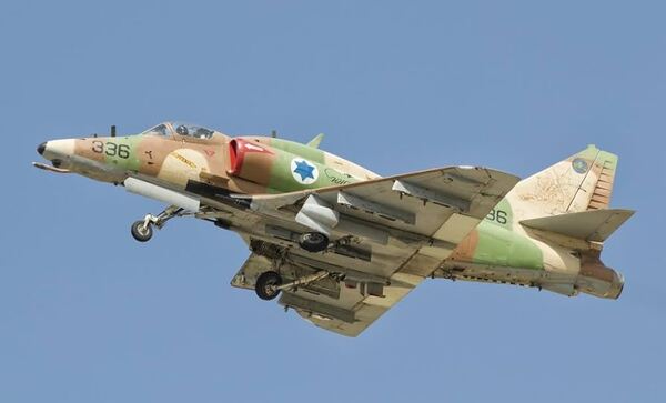 Fuerza Aérea israelí ataca 120 objetivos de Hamás en toda la Franja de Gaza