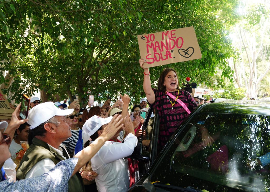 Construirá Xóchitl Gálvez escuelas de medicina en zonas rurales
