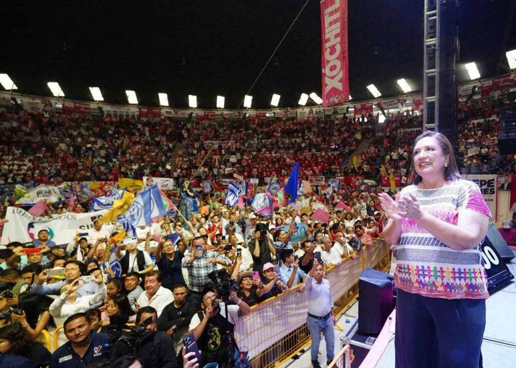 Ningún maestro va a ganar menos de 20 mil pesos: Xóchitl Gálvez