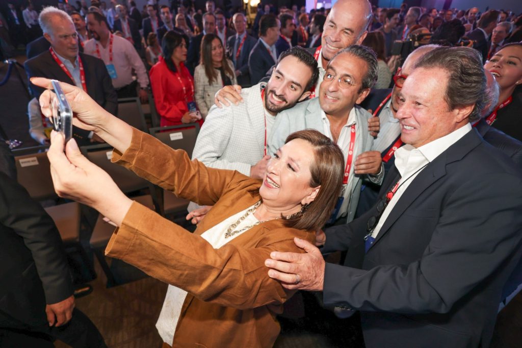 La bandera nacional es de todos: Xóchitl Gálvez