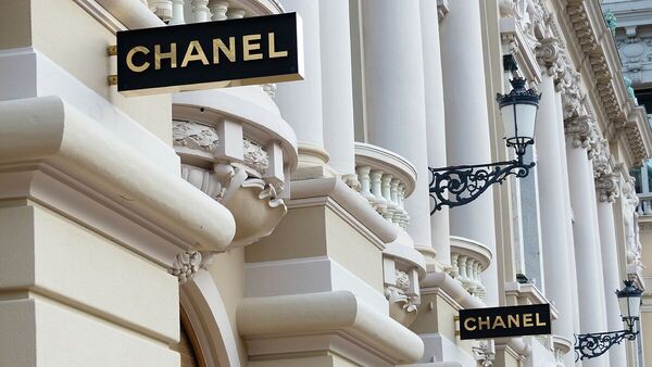 Ventas mundiales de artículos de lujo están cayendo en medio de crisis de creatividad