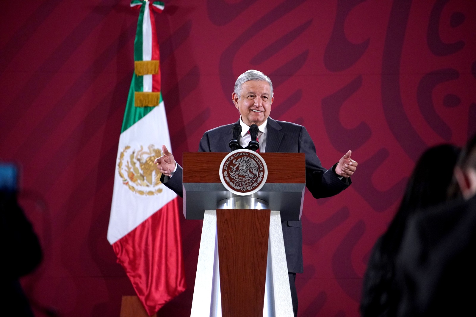 Mis hijos pueden seguir participando pero no me representan: AMLO