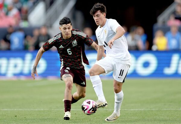 Uruguay aplasta a México en amistoso previo a la Copa América