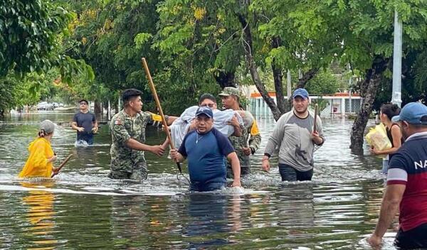 Gobierno se prepara para temporada de lluvias y huracanes: AMLO