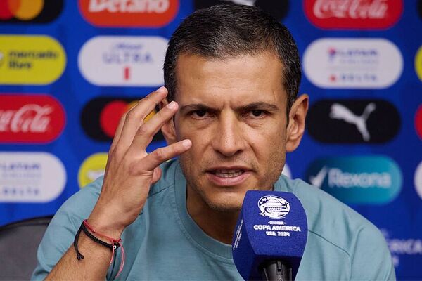 Ratifican a Jaime Lozano al frente del Tricolor