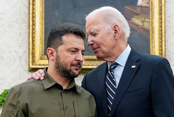 Zelenski agradece a Biden su “inquebrantable” apoyo a la lucha de Ucrania