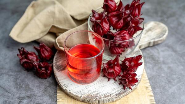 Conoce los beneficios de la flor de jamaica para la salud