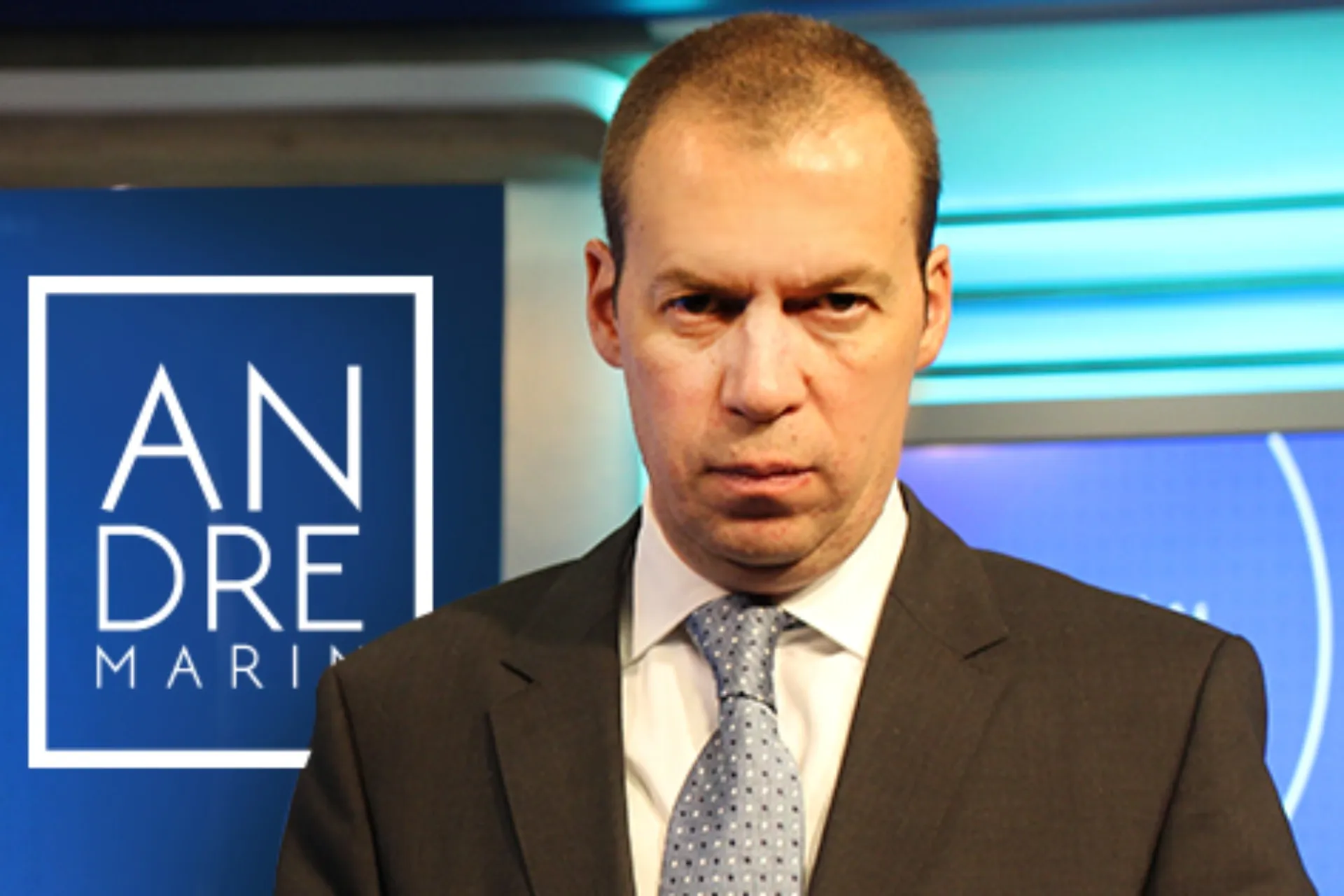 Rinden homenaje a André Marín en emotiva misa de despedida