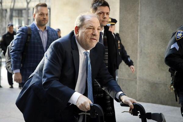 Harvey Weinstein está fuera de peligro, tras cirugía de corazón