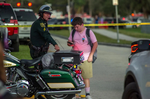 Detienen en Florida a un menor de 11 años tras falsa amenaza de bomba en una escuela