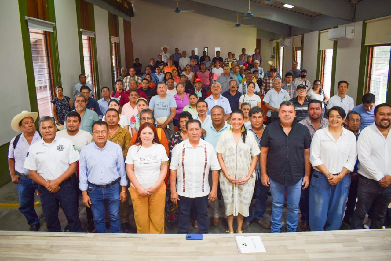 Brinda Semovi atención a más de mil concesionarios en la Cuenca del Papaloapan