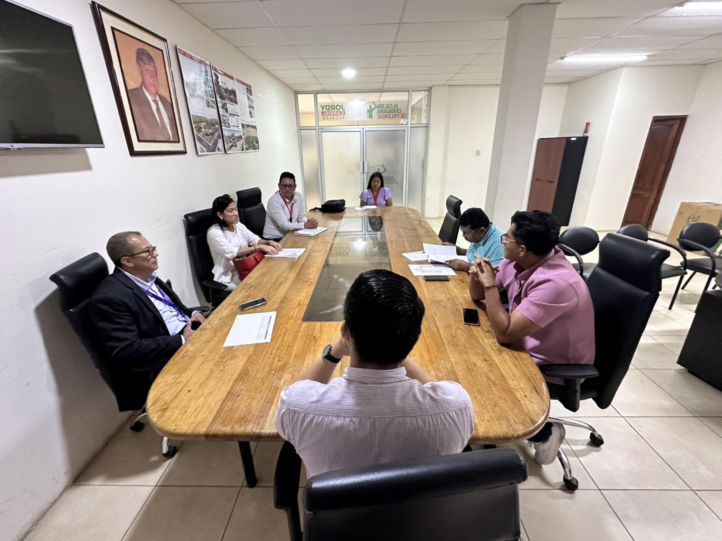 GADM y ECU 911 establecen coordinación para estrategias de prevención ante emergencias