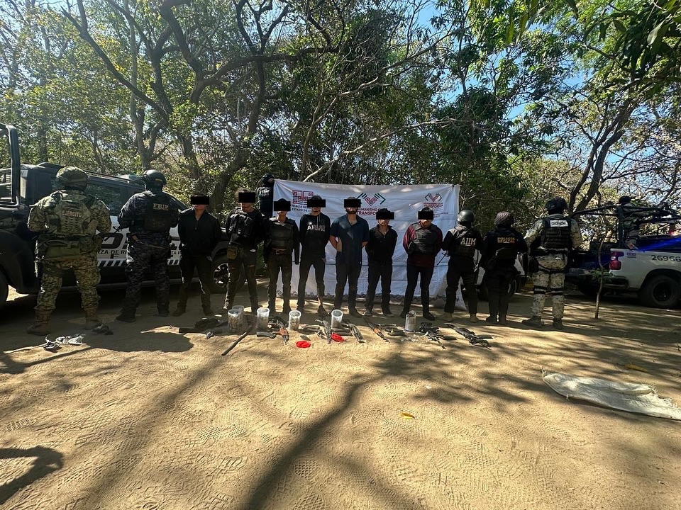 En operativo interinstitucional detienen a siete masculinos en Villaflores