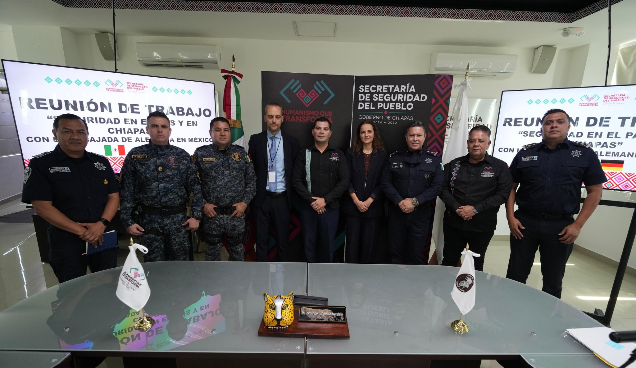 Aparicio Avendaño se reúne con el consejero de Seguridad de la Embajada de Alemania