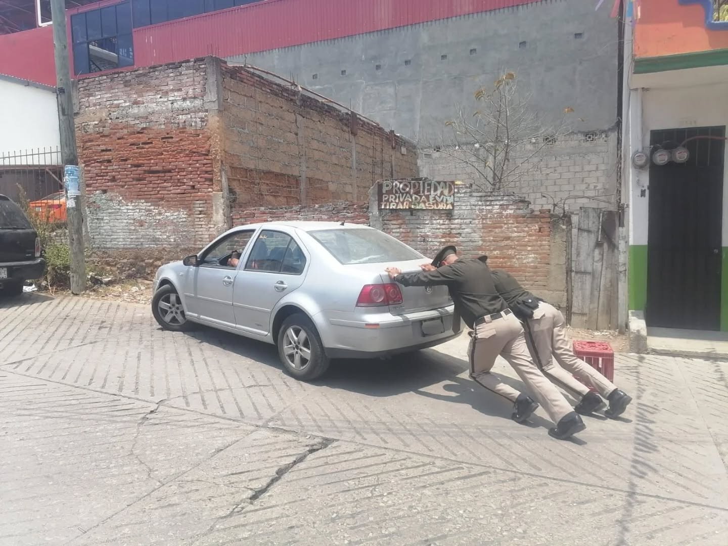 SSP brinda apoyo a conductores que se desplazan en el territorio chiapaneco