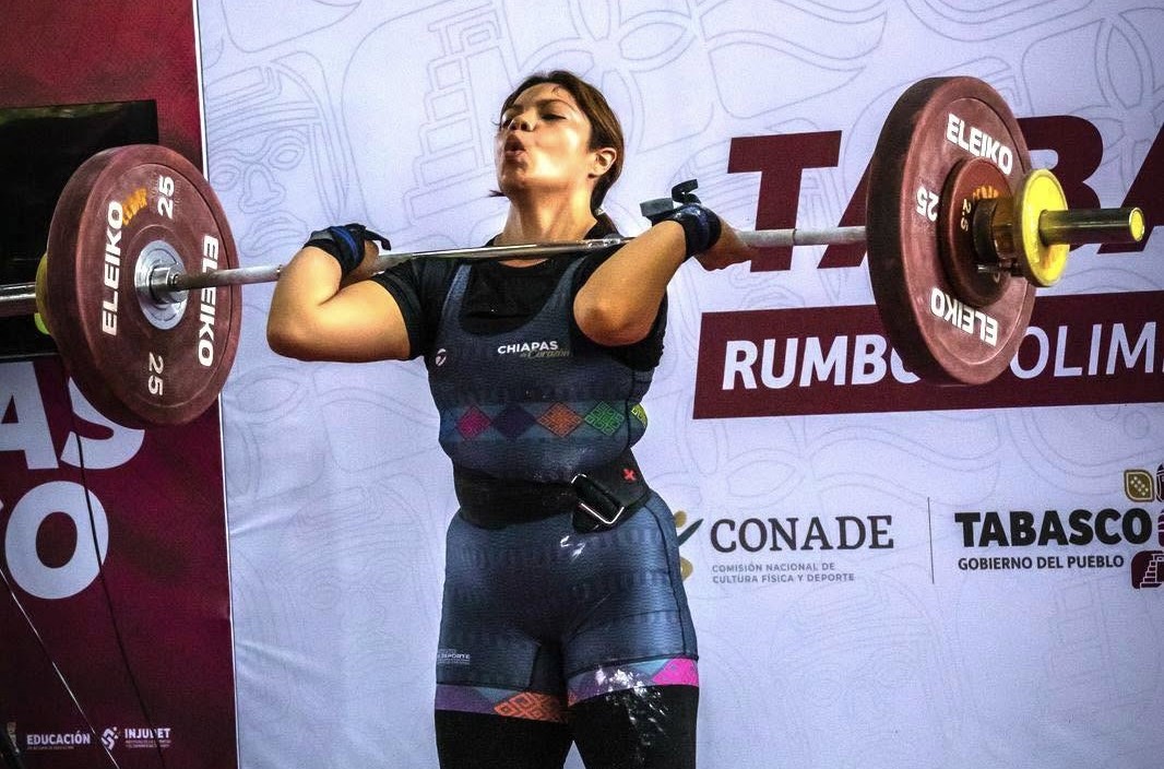 La selección chiapaneca de levantamiento de pesas con boletos a Olimpiada Nacional Conade 2025
