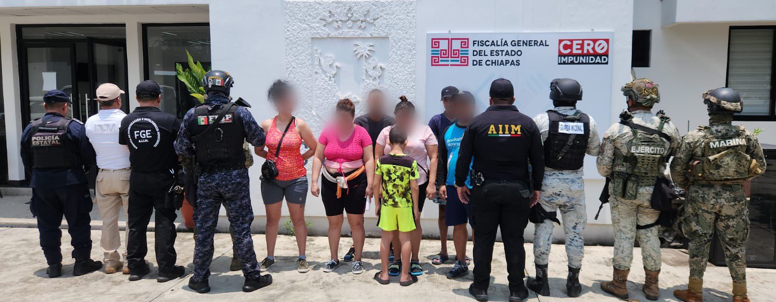 Operativo interinstitucional rescata a personas migrantes de nacionalidad cubana, víctimas de extorsión en Tapachula