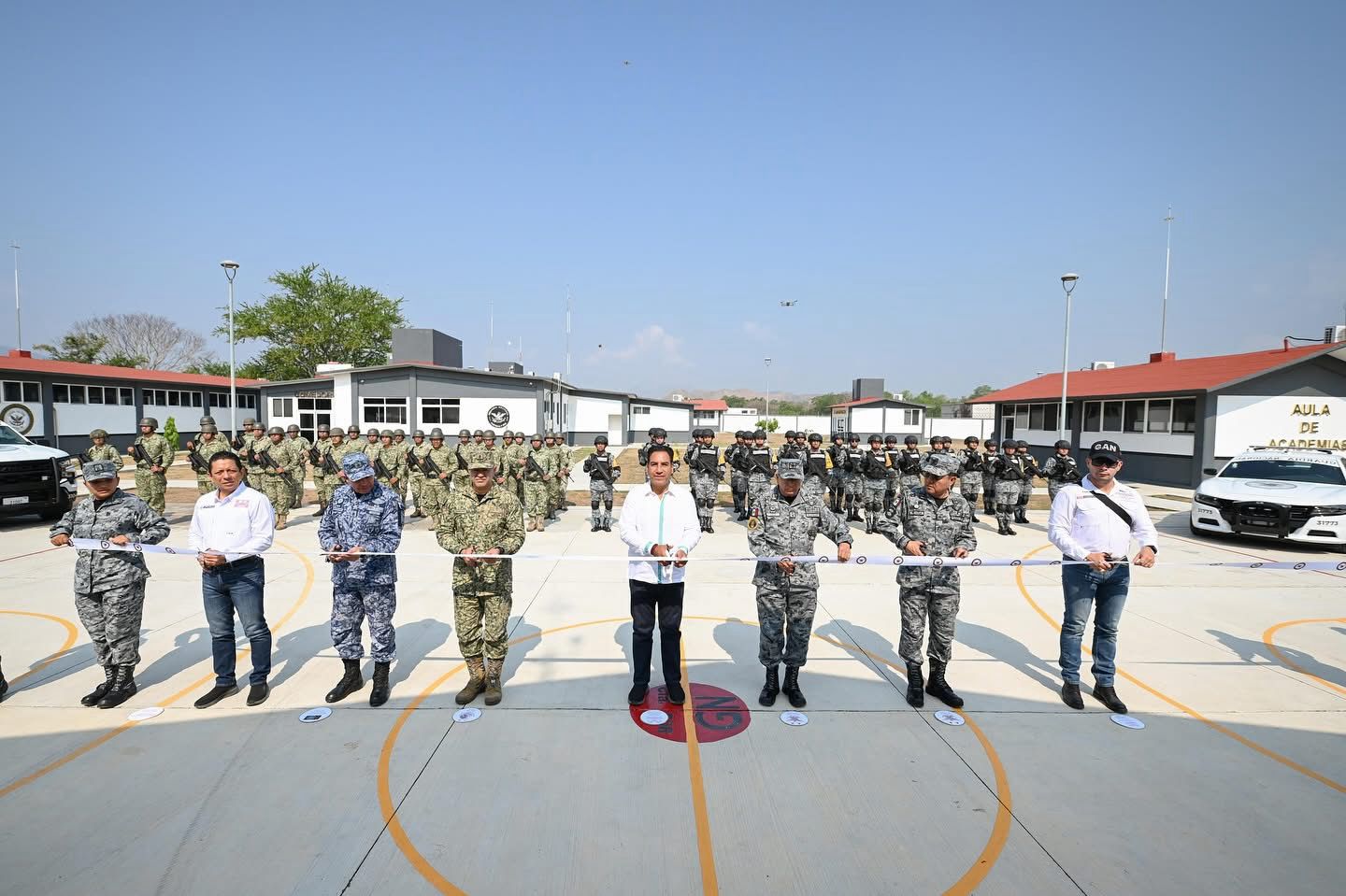 Eduardo Ramírez asiste a inauguración de la 508/a. Compañía de la Guardia Nacional, en Villaflores