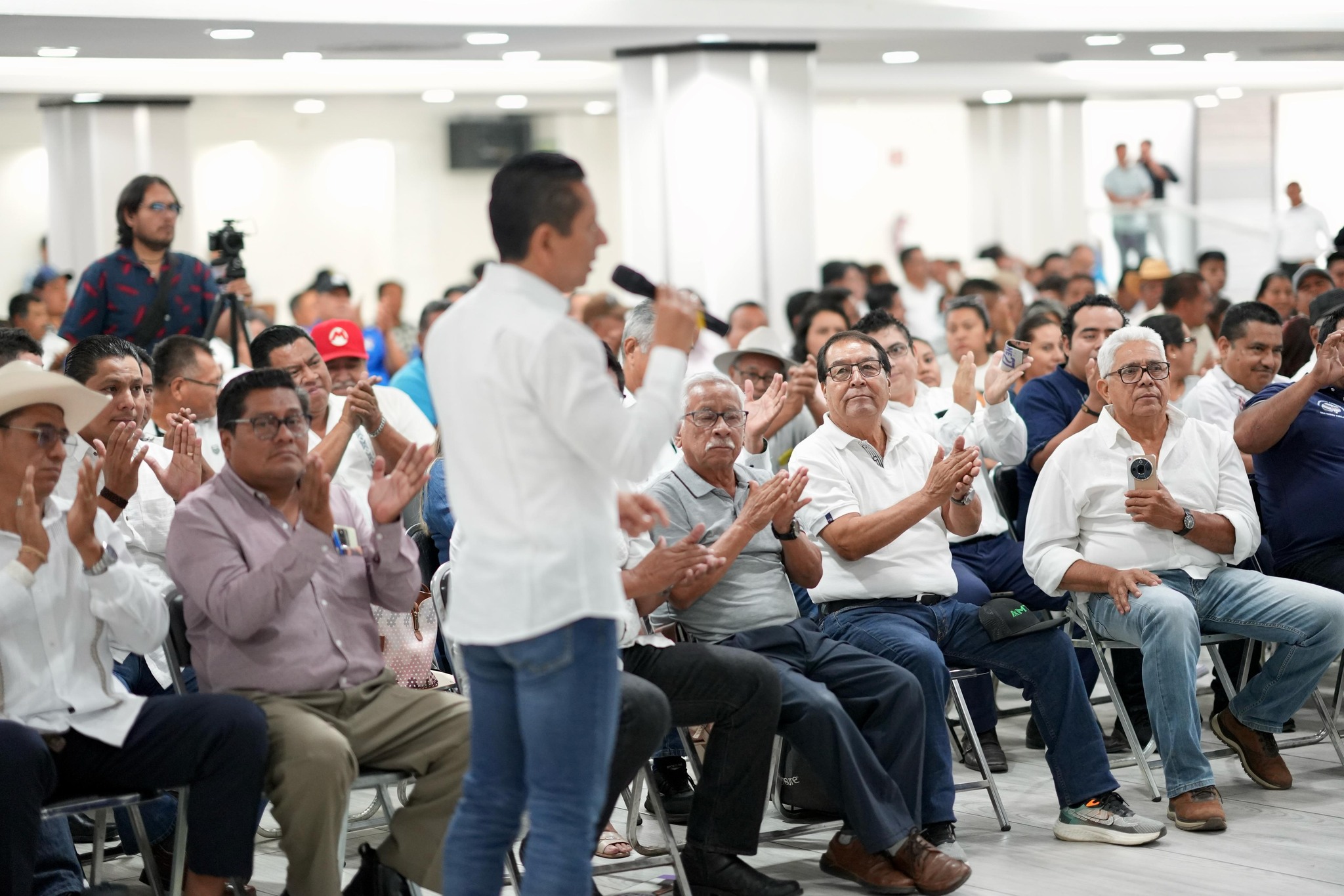 Jorge Llaven pide a transportistas denunciar cualquier tipo de extorsión