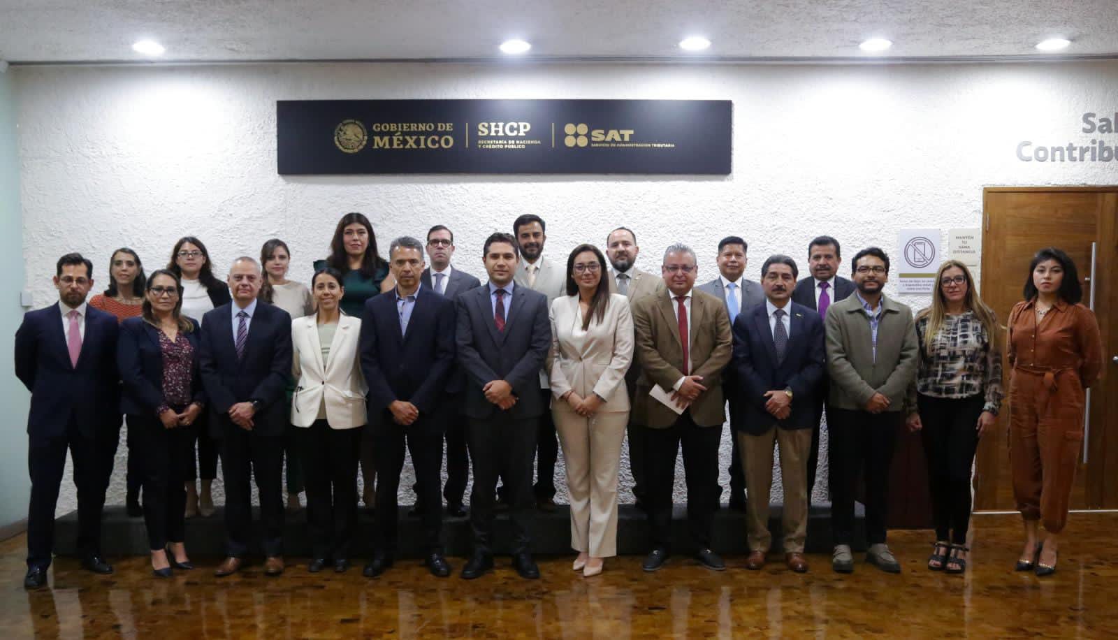 Presenta SAT programa de capacitación especializada contra el lavado de dinero