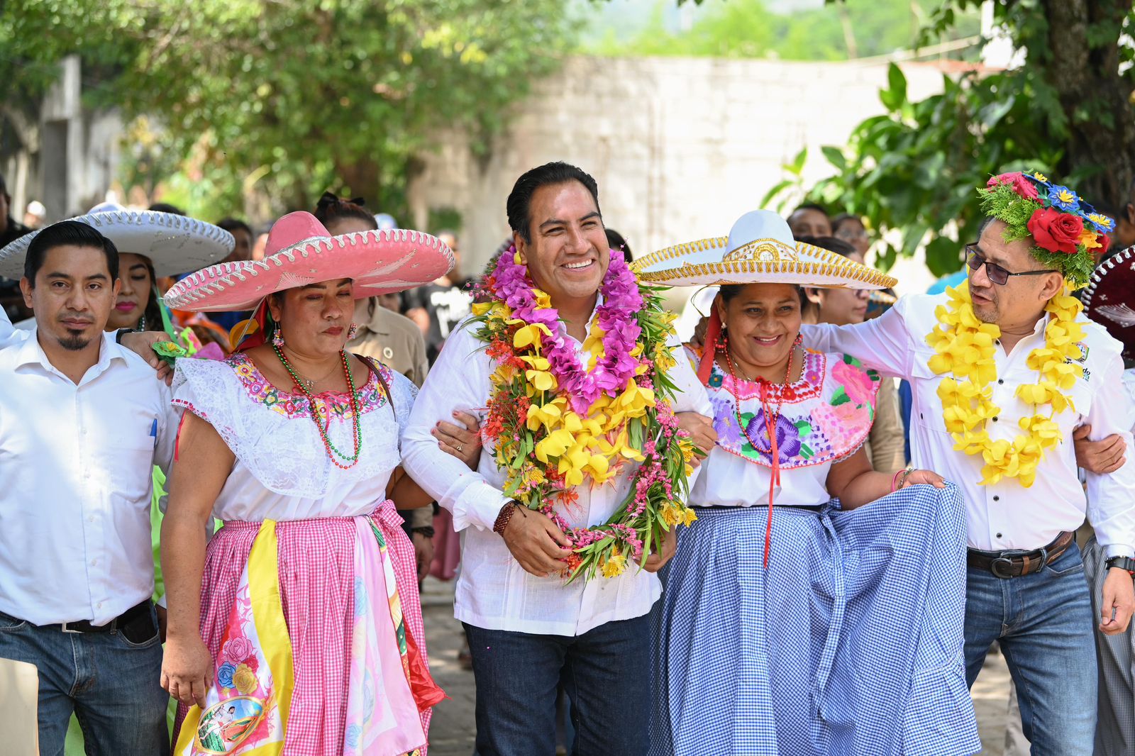 Eduardo Ramírez impulsa desarrollo comunitario en San Fernando con acciones integrales