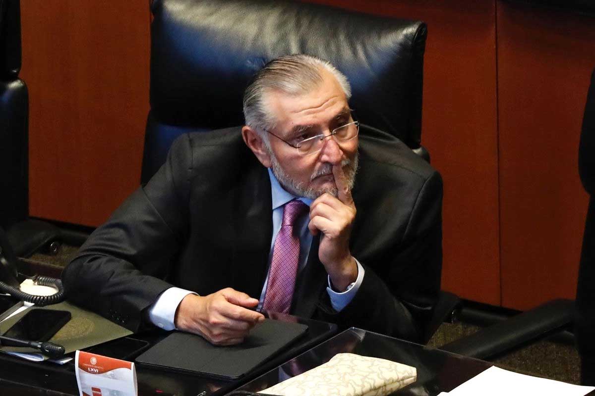 Advierte Adán Augusto López que revelará nombres de sus opositores cuando lo crea «políticamente oportuno»