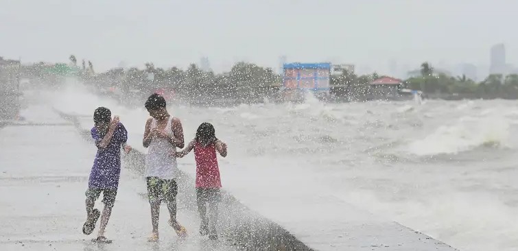 Filipinas eleva alerta por avance de la tormenta “Bualoi”, tras paso del supertifón “Ragasa”