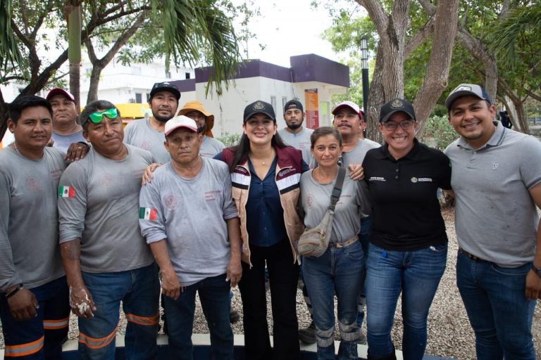 Gobierno de Estefanía Mercado desazolva más de 300 pozos de absorción en Playa del Carmen en el último mes