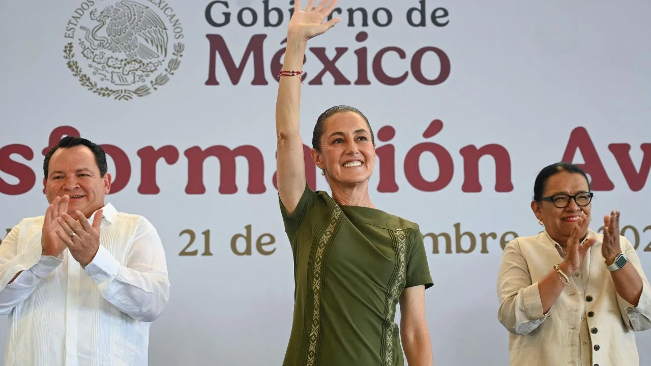 “Tanto coraje le tienen que lo siguen calumniando”: Sheinbaum defiende a López Obrador