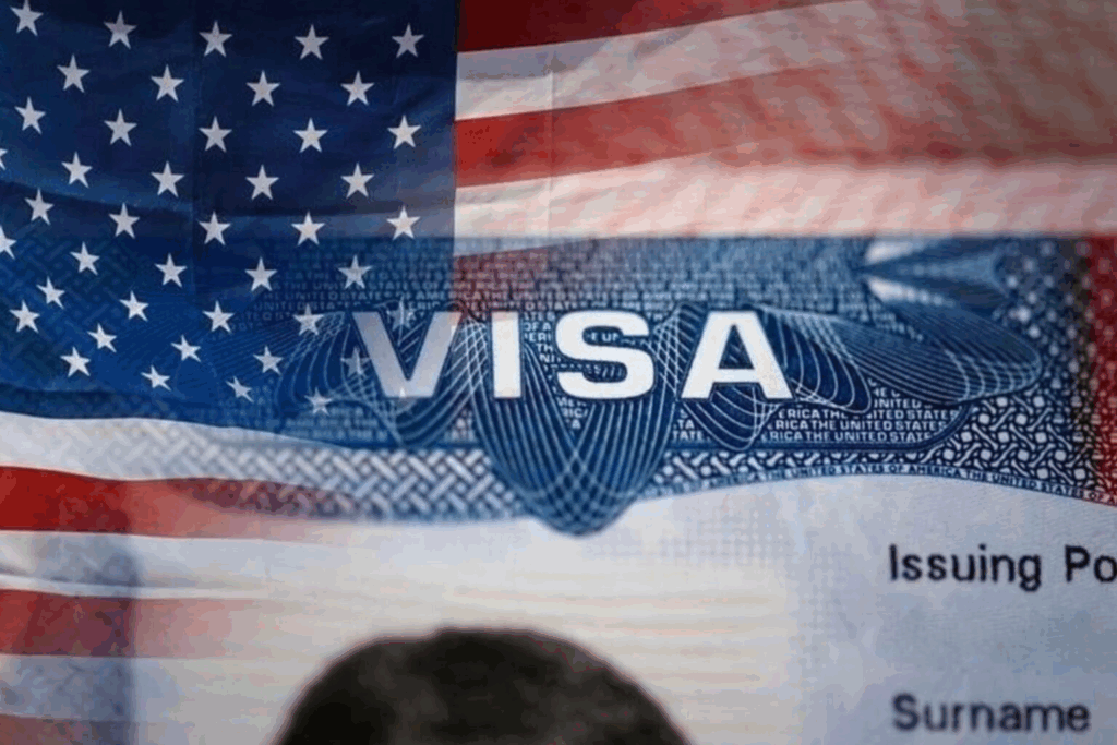 La Casa Blanca aclara que aplicará tasa única solo a «nuevas visas» H-1B tras confusión