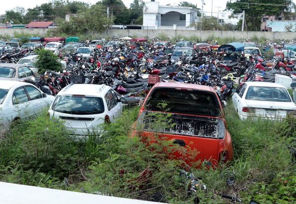 Dan a propietarios 56 días para liberar vehículos del corralón