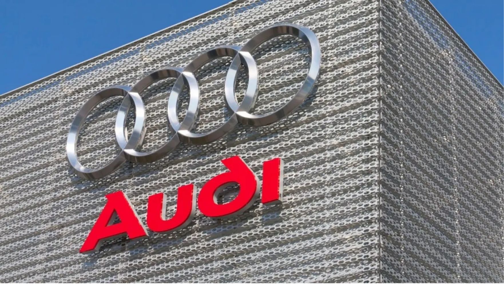 Audi México suspende operaciones en planta de Puebla por bloqueos de agricultores