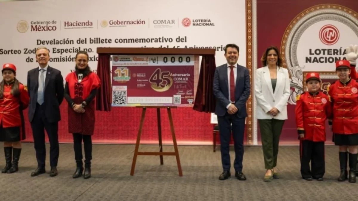 Celebran 45 años de la Comar con billete conmemorativo de la Lotería Nacional