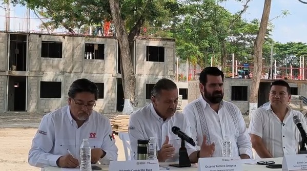 Supervisa INFONAVIT obras de vivienda en Comalcalco