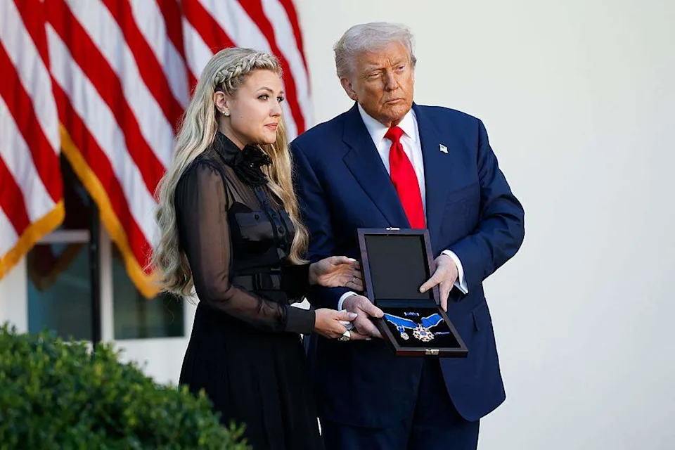 Trump entrega de forma póstuma la Medalla Presidencial de la Libertad a Charlie Kirk