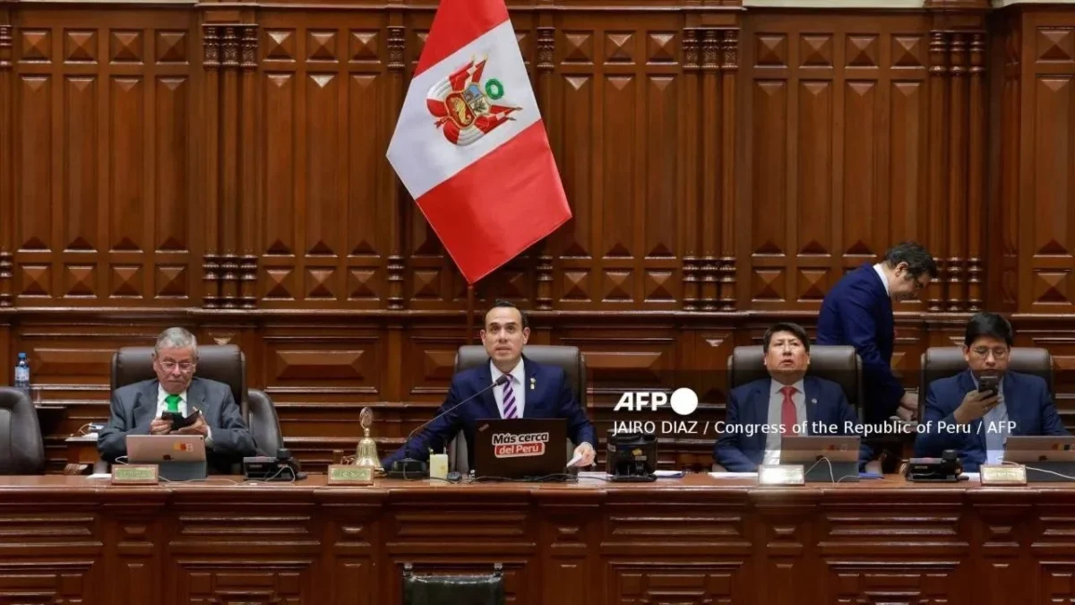 Congreso nombra a José Jerí como nuevo presidente de Perú
