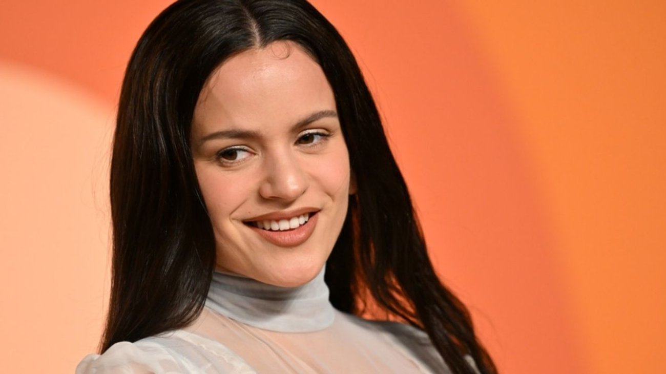 Rosalía anuncia su primer single «Berghain»
