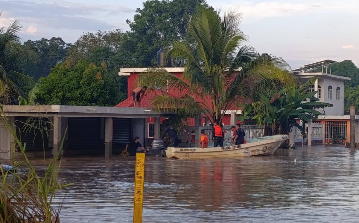 Lluvias del jueves en 31 estados de México dejan dos muertos, deslaves y miles de afectados