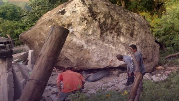 Deslave sepulta vivienda y deja tres muertos, incluida una menor en Amacuzac