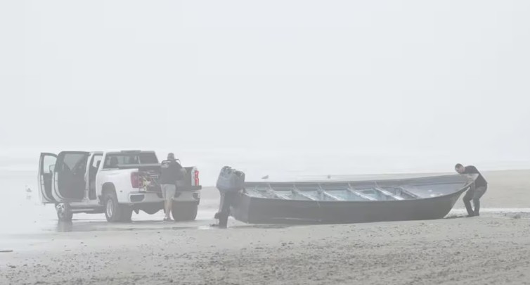 Mexicano es acusado de la muerte de 4 migrantes al naufragar una embarcación en California