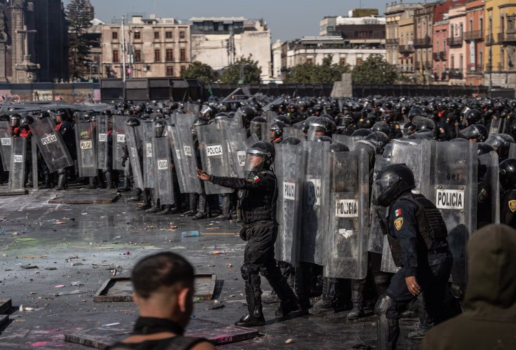 Vinculan un proceso a 8 detenidos tras marcha de Generación Z