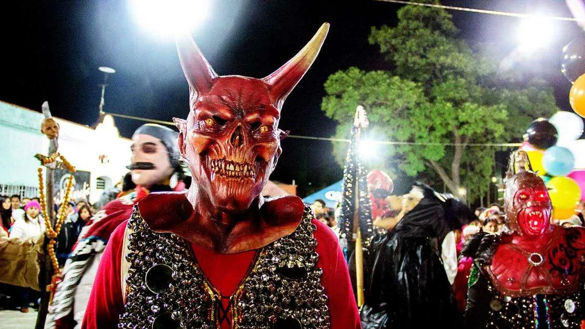 Celebra el Barrio de San José su emblemática Muerteada en Día de Muertos