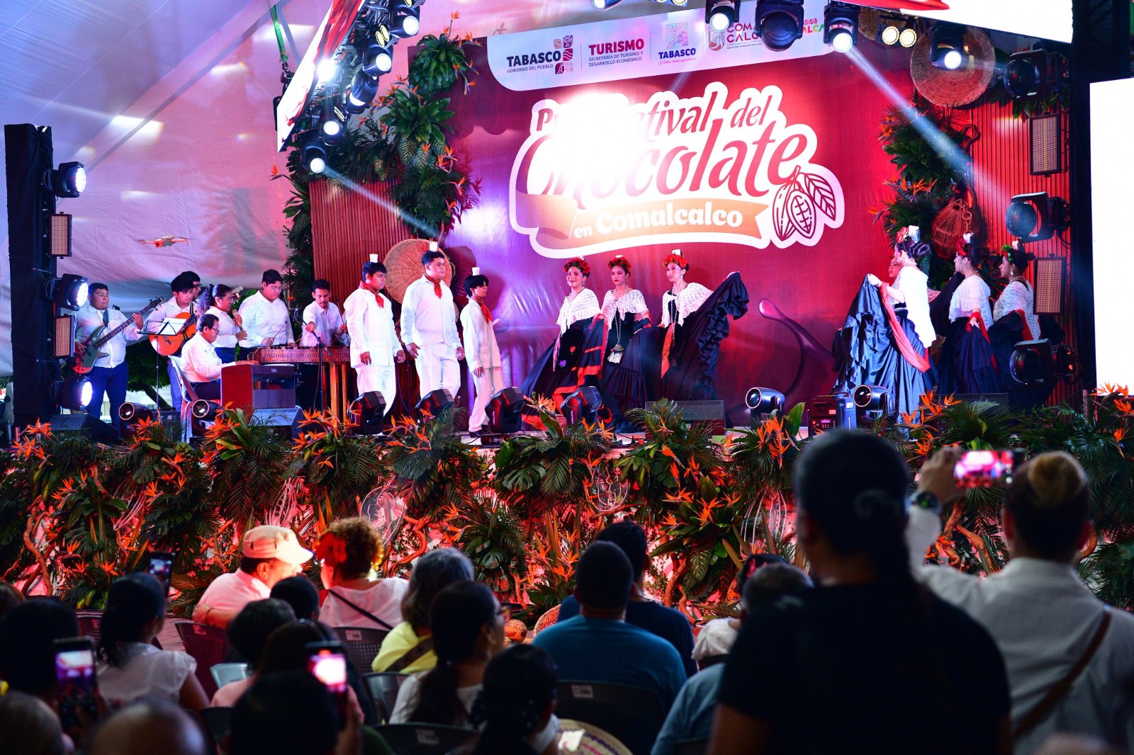 Comalcalco expone su grandeza en la inauguración del Primer Prefestival del Chocolate