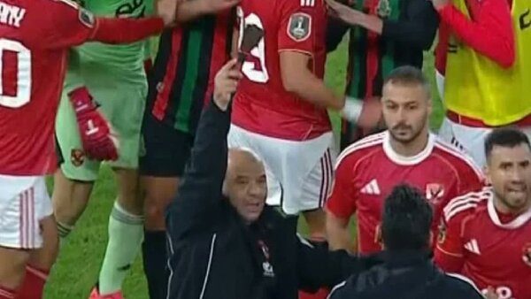 Escándalo en África: Jugador es agredido con una navaja durante un partido